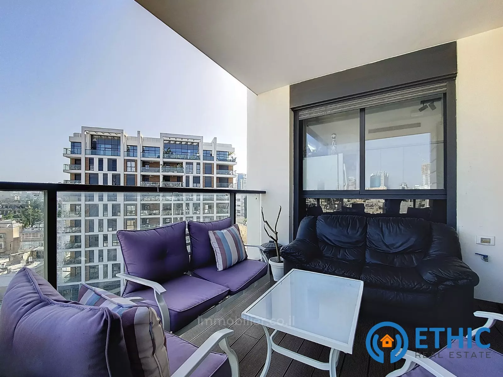 Apartment 3 Rooms Tel Aviv City center 457-IBL-1369