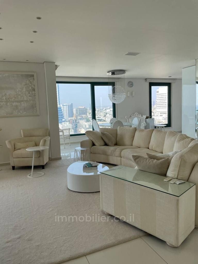 Apartment 4 Rooms Tel Aviv First sea line 457-IBL-1374