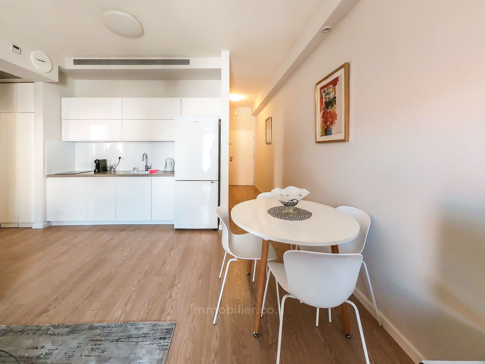 Apartment 3 Rooms Tel Aviv Hatsafon hayachan 457-IBL-1382