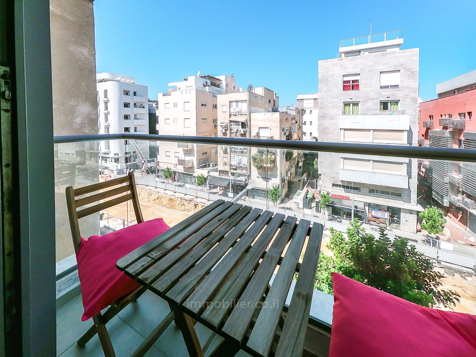 Apartment 3 Rooms Tel Aviv Hatsafon hayachan 457-IBL-1382