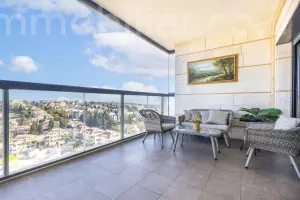 Sale Apartment Jerusalem