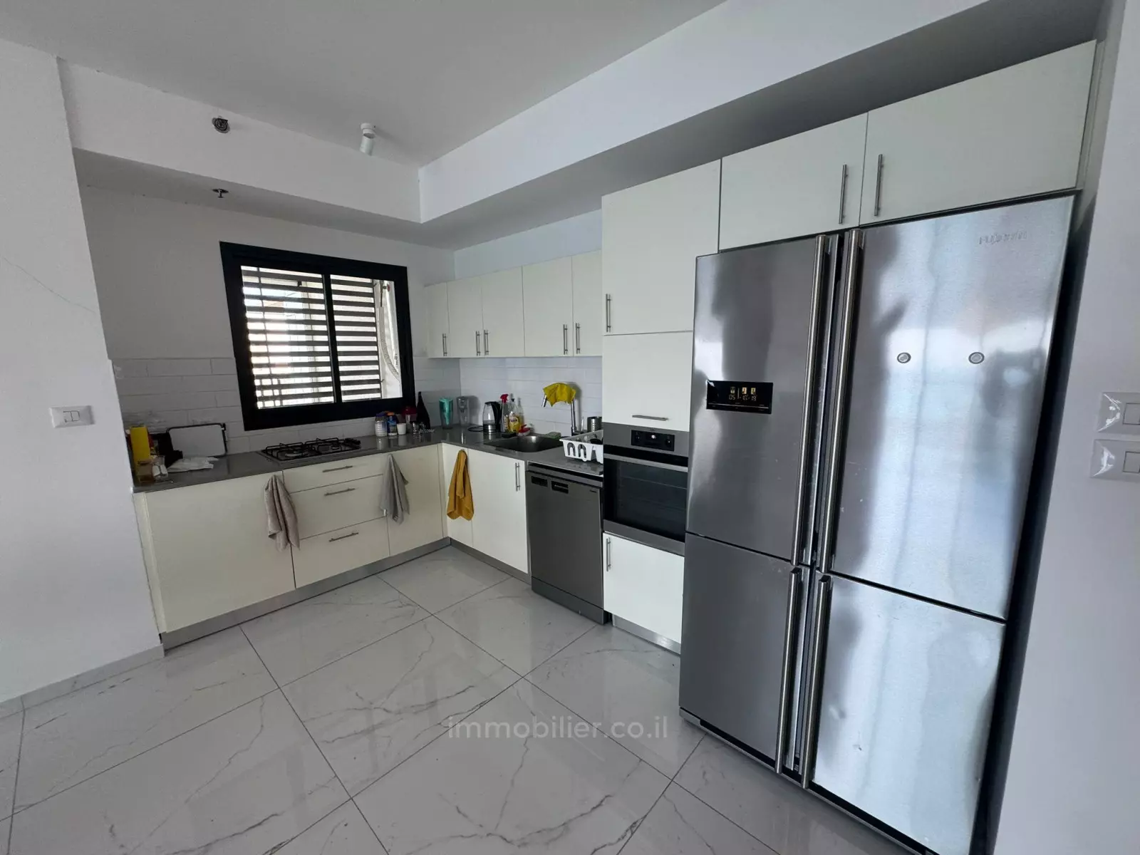 Apartment 3 rooms Netanya Kikar 457-IBL-1395