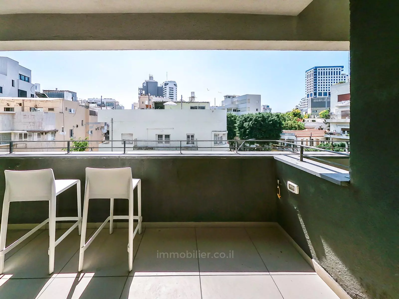 Apartment 2 rooms Tel Aviv Ben-Yehuda 457-IBL-1396