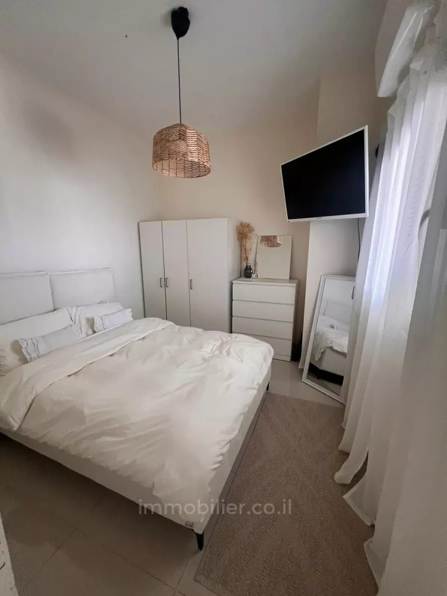 Apartment 3 rooms Tel Aviv Florentine 457-IBL-1413