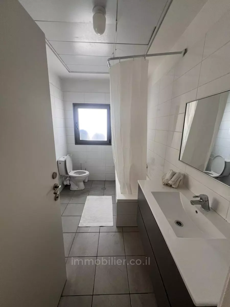 Apartment 3 rooms Tel Aviv Florentine 457-IBL-1413