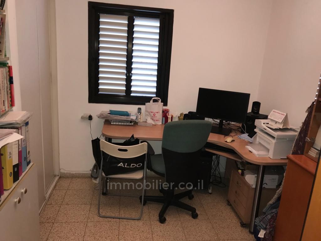 Duplex 5 Rooms Tel Aviv Nahalat Itshak 457-IBL-754