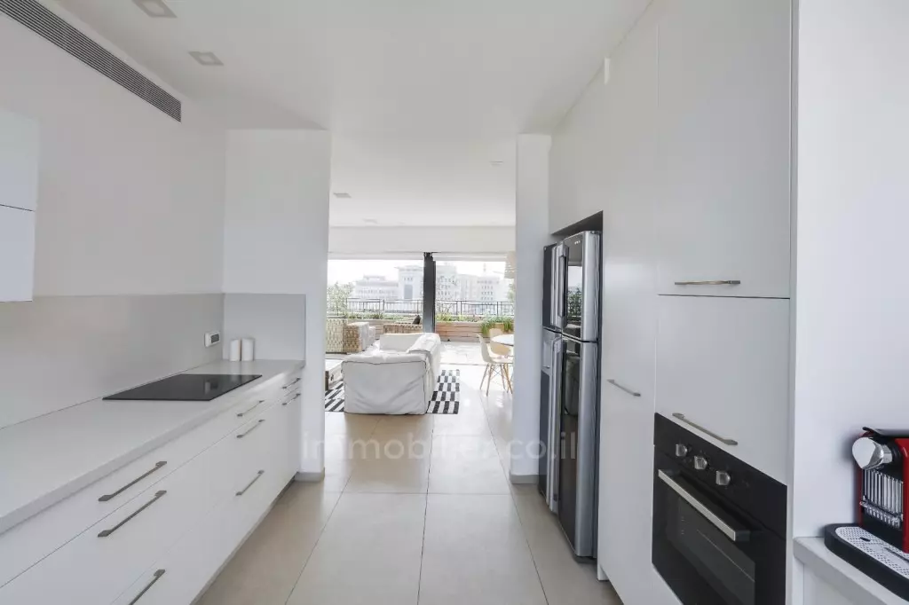 Penthouse 3 rooms Tel Aviv Noga 457-IBL-805