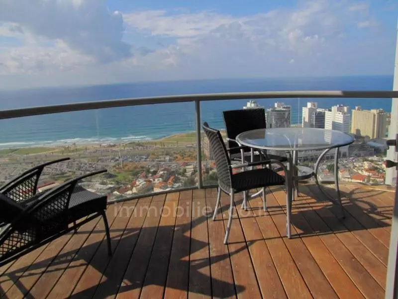 Mini-Penthouse 4 rooms Tel Aviv Neve Tsedek 457-IBL-895