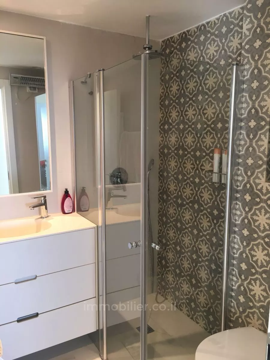 Apartment 3 rooms Tel Aviv Neve Tsedek 457-IBL-923