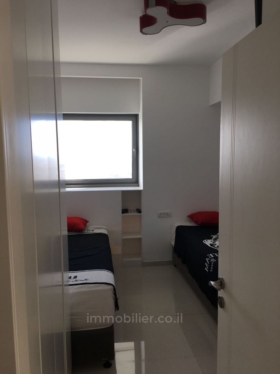 Apartment 3 Rooms Tel Aviv Neve Tsedek 457-IBL-923