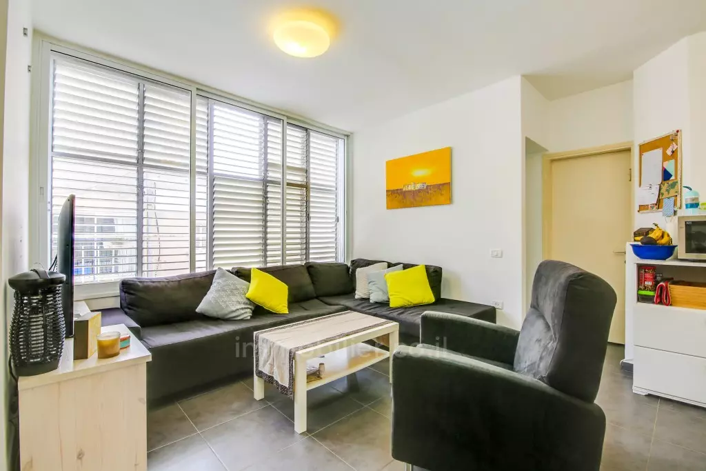 Duplex 4.5 Rooms Tel Aviv Hatsafon hayachan 464-IBL-26