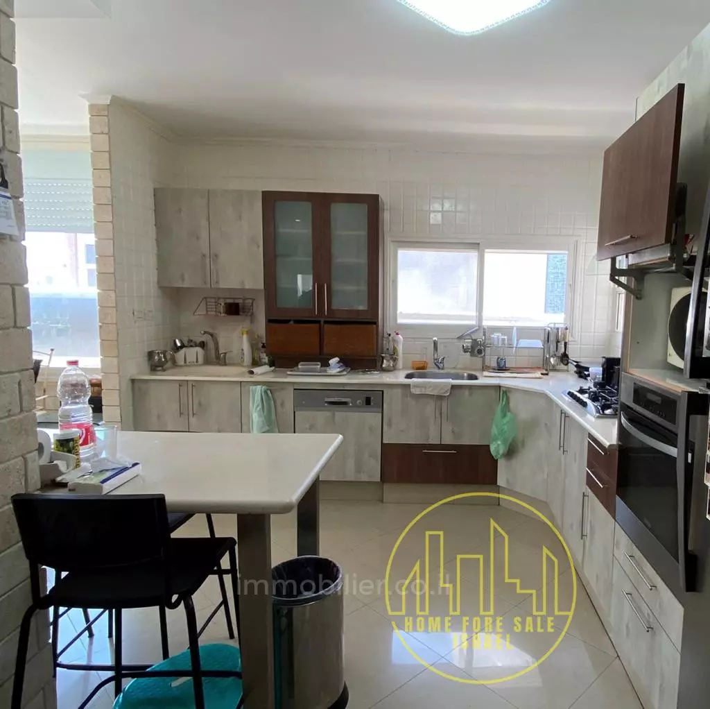 Penthouse 5 rooms Netanya City center 509-IBL-38