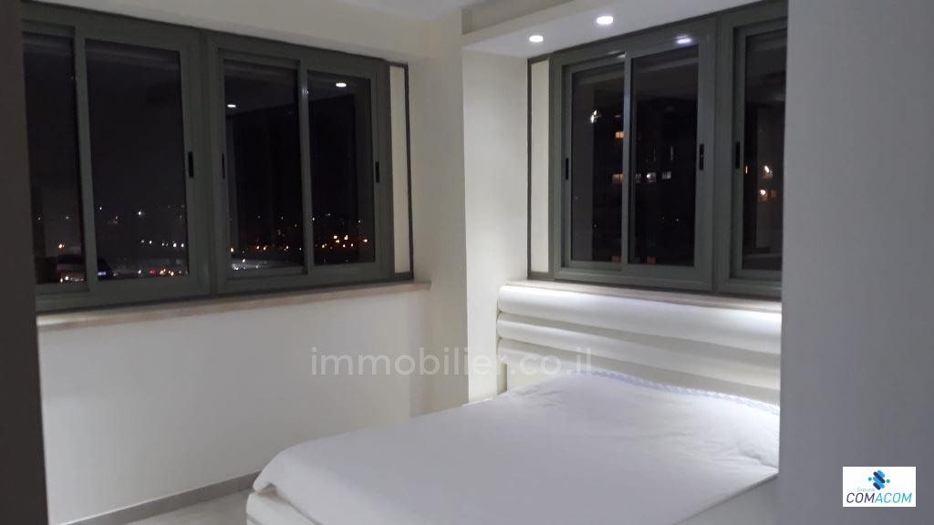 Mini-Penthouse 4.5 Rooms Ashdod Marina 511-IBL-1192