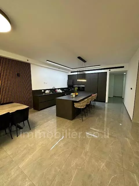 Apartment 5 rooms Ashdod Mar 511-IBL-1351