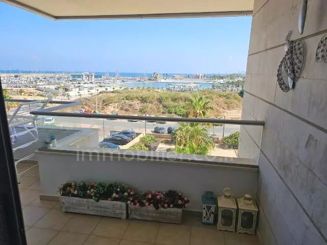 Apartment 4 rooms Ashdod Marina 511-IBL-1484