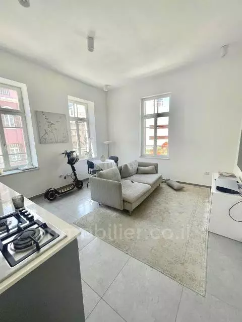 Apartment 3 rooms Tel Aviv Nahalat binyamin 511-IBL-1488