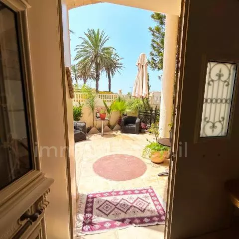 Villa 8 Rooms Ashdod Tet vav 511-IBL-1518