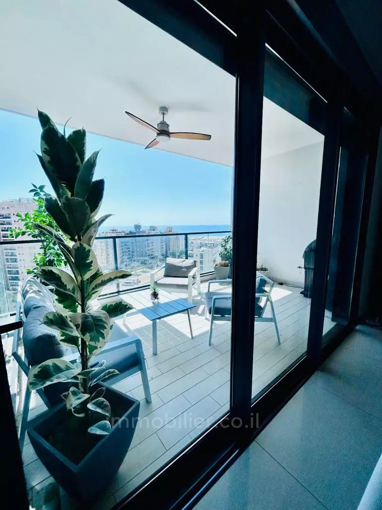 Apartment 5 Rooms Ashdod Mar 511-IBL-1557