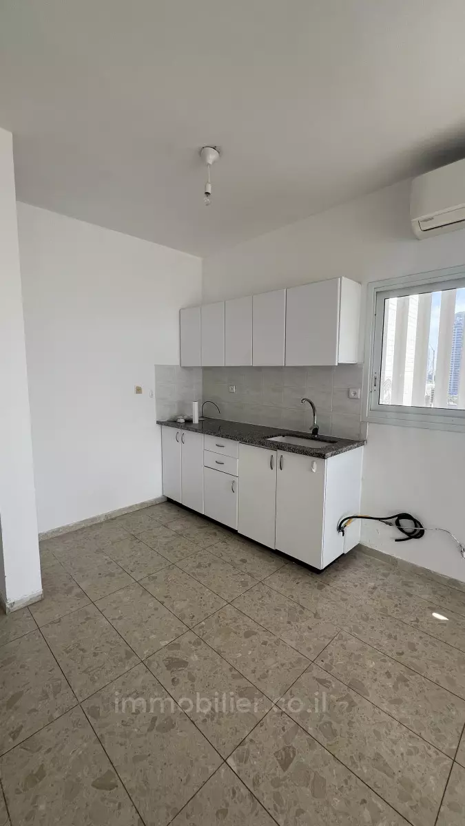 Apartment 3.5 Rooms Ashdod Alef 511-IBL-1560