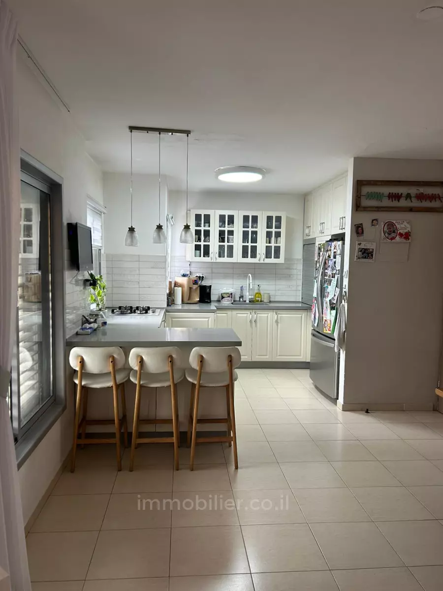 Apartment 4.5 Rooms Ashdod Youd Alef 511-IBL-1561