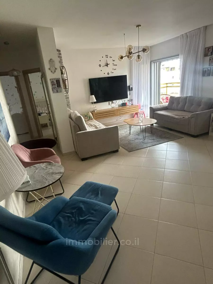 Apartment 4.5 Rooms Ashdod Youd Alef 511-IBL-1561