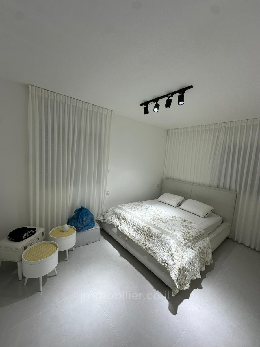 Apartment 4 Rooms Ashdod Tet vav 511-IBL-1578