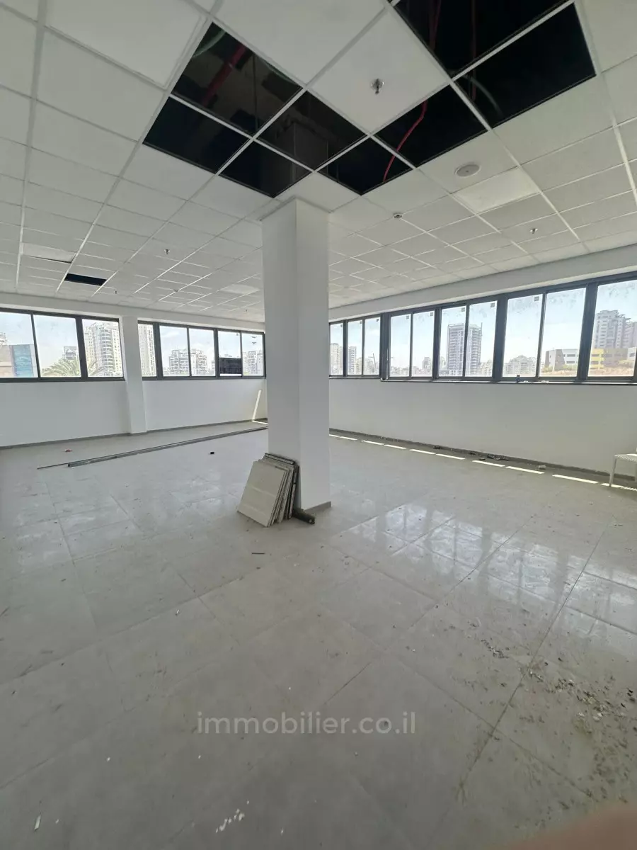 Offices 3 Rooms Ashdod Mar 511-IBL-1580