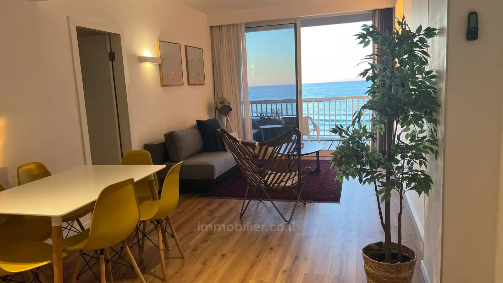 Apartment 3 Rooms Tel Aviv First sea line 511-IBL-1584