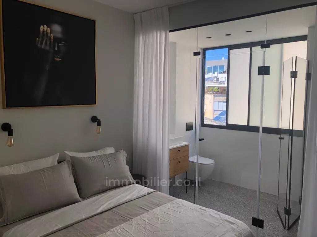 Apartment 3 Rooms Tel Aviv Dizengof 511-IBL-1585