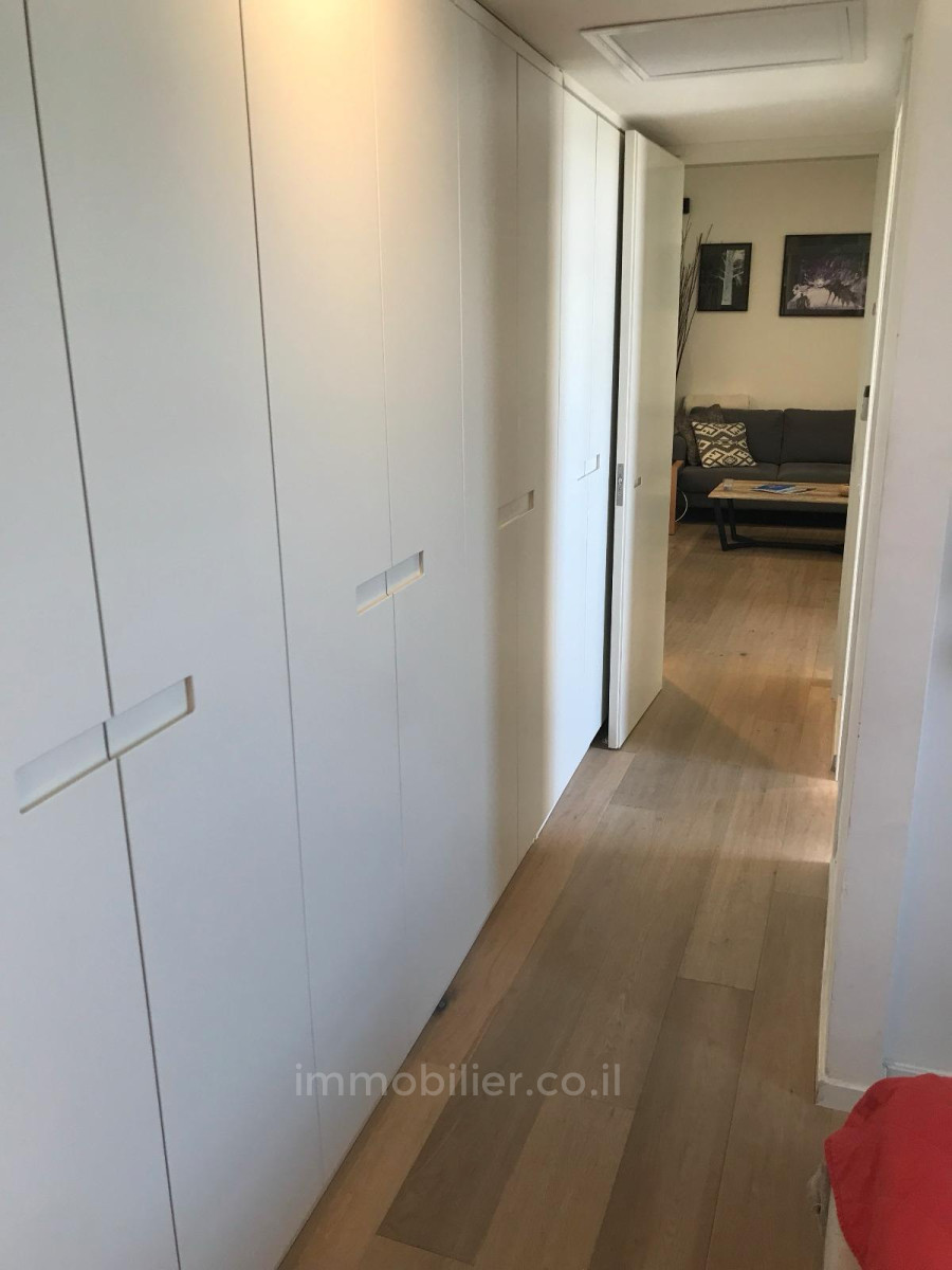 Apartment 2 Rooms Tel Aviv Florentine 511-IBL-1590