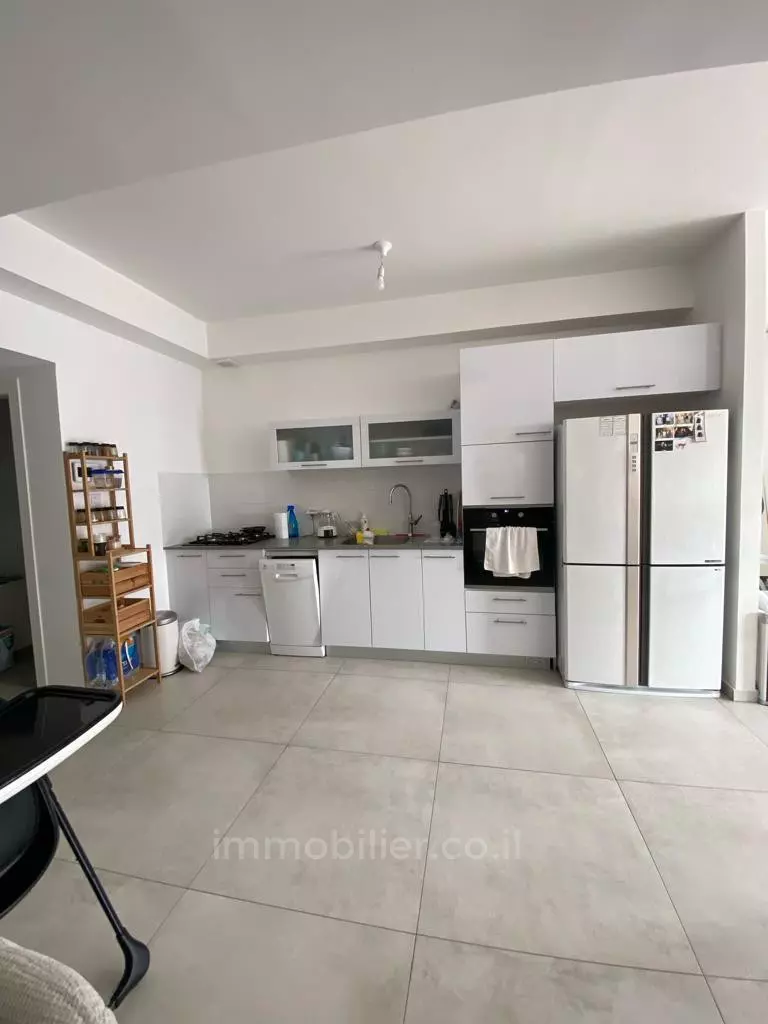 Apartment 3 Rooms Ashdod Het 511-IBL-1596