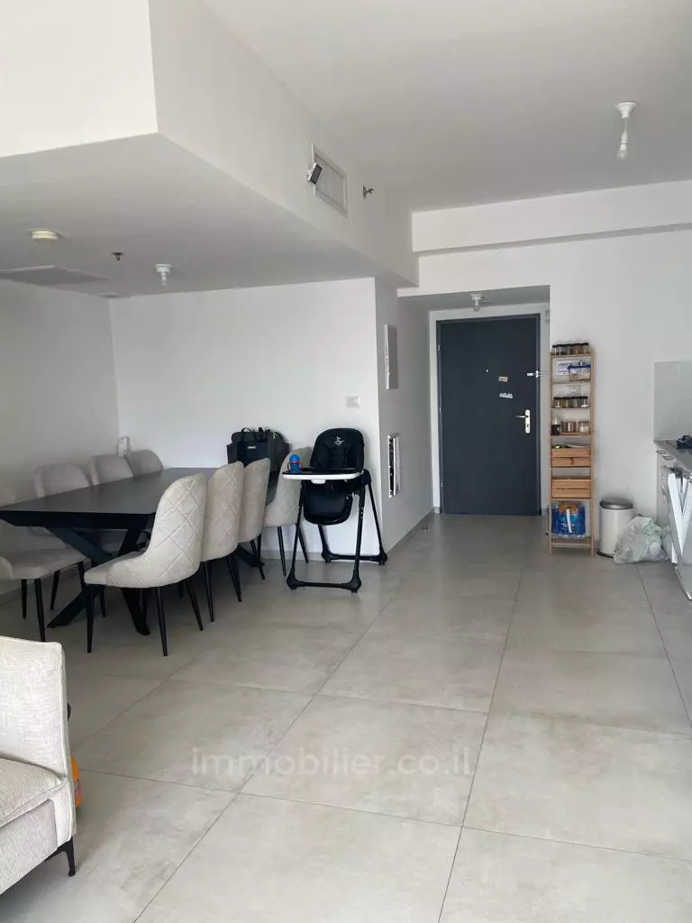 Apartment 3 Rooms Ashdod Het 511-IBL-1596