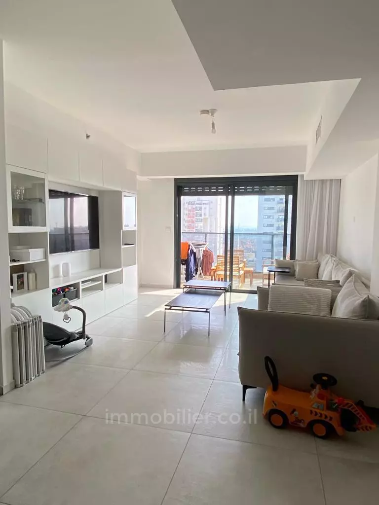 Apartment 3 Rooms Ashdod Het 511-IBL-1596