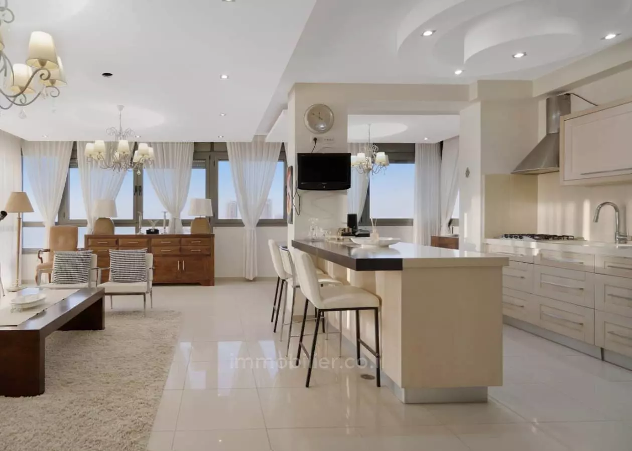 Mini-Penthouse 5 Rooms Ashdod Marina 511-IBL-1603