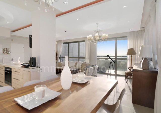 For sale Mini-Penthouse Ashdod