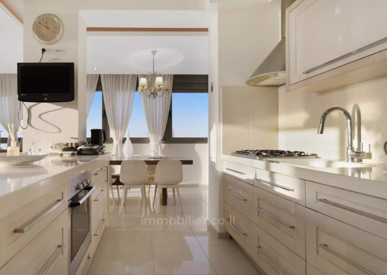 Mini-Penthouse 5 Rooms Ashdod Marina 511-IBL-1603