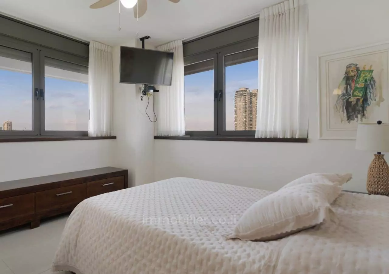 Mini-Penthouse 5 Rooms Ashdod Marina 511-IBL-1603