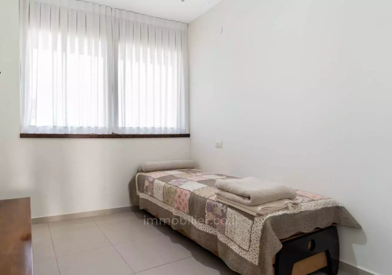 Mini-Penthouse 5 Rooms Ashdod Marina 511-IBL-1603