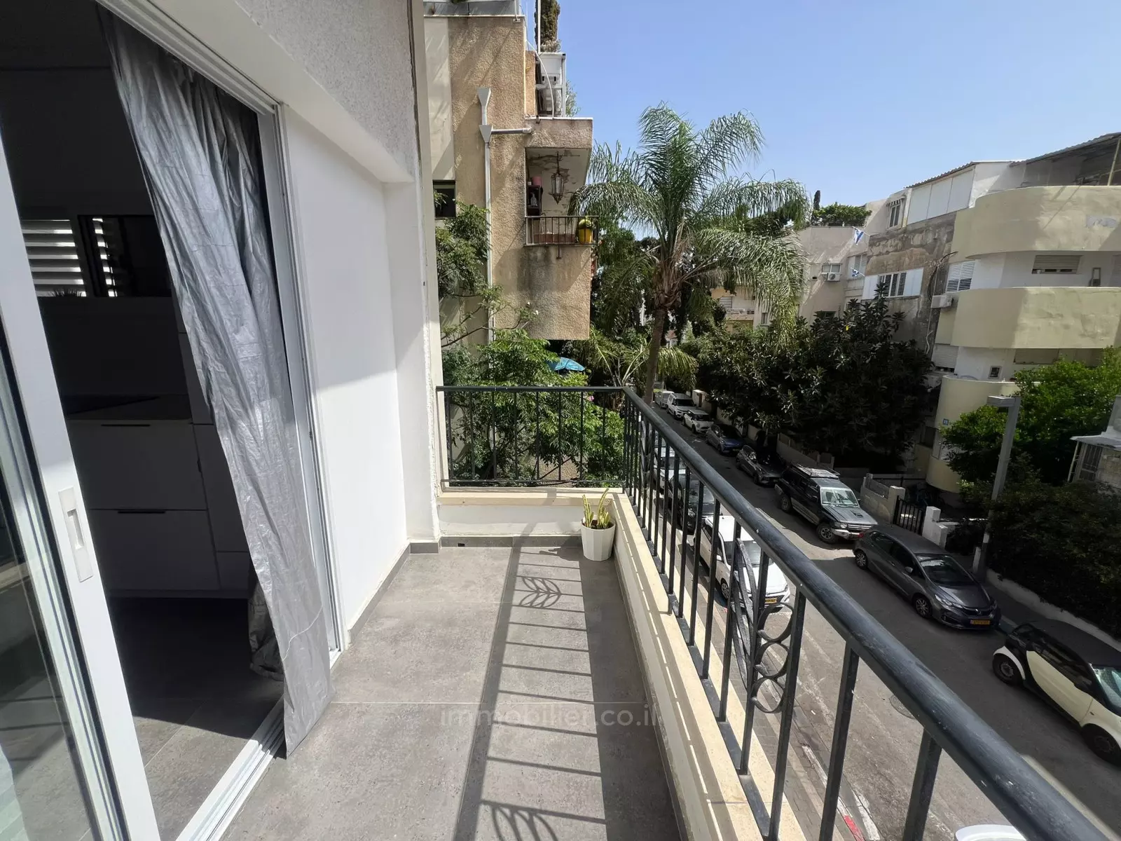 Apartment 3 Rooms Tel Aviv City center 511-IBL-1607