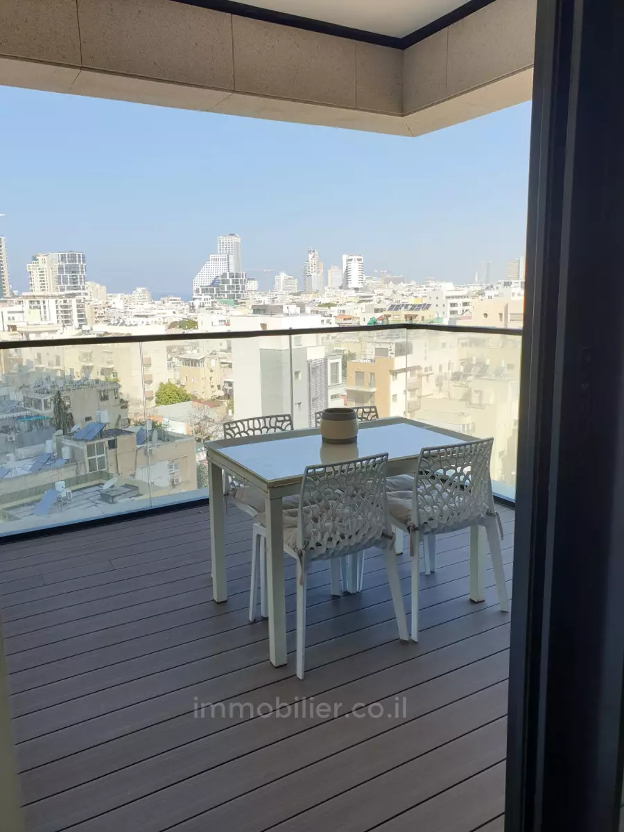 Apartment 4.5 Rooms Tel Aviv Neve Tsedek 511-IBL-1608