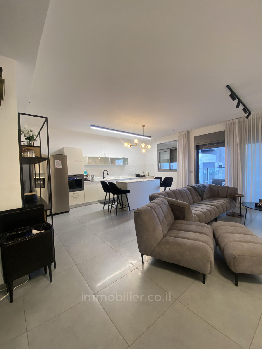 Apartment 5 Rooms Ashdod Mar 511-IBL-1609