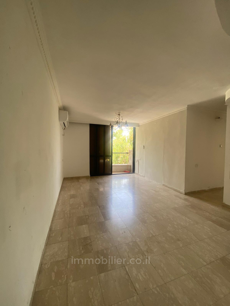 Apartment 3 Rooms Ashdod Dalet 511-IBL-1610