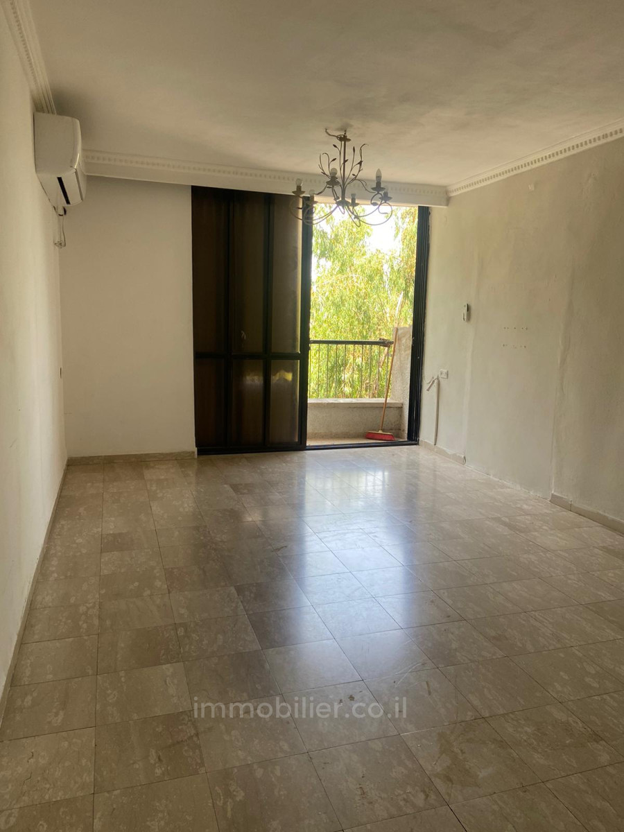 Apartment 3 Rooms Ashdod Dalet 511-IBL-1610