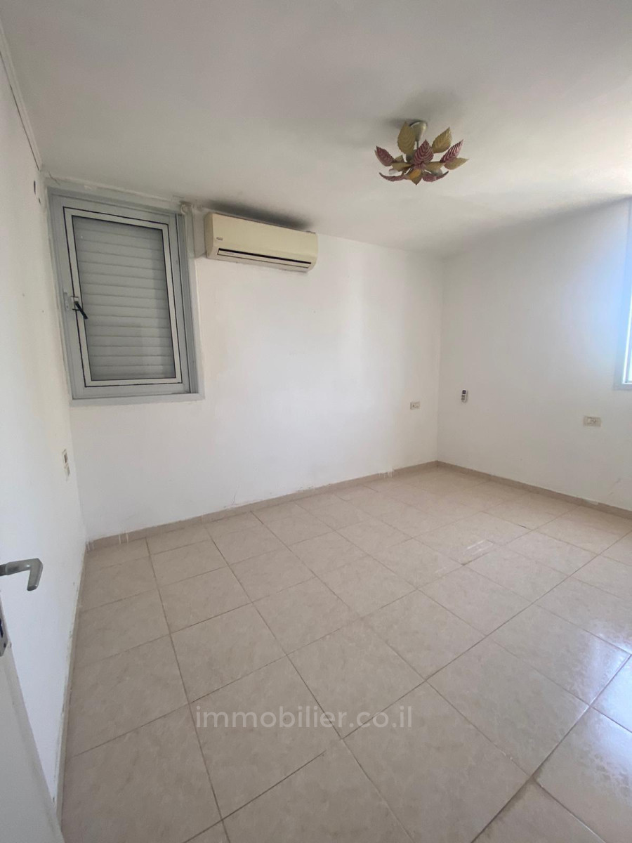 Apartment 3 Rooms Ashdod Dalet 511-IBL-1610