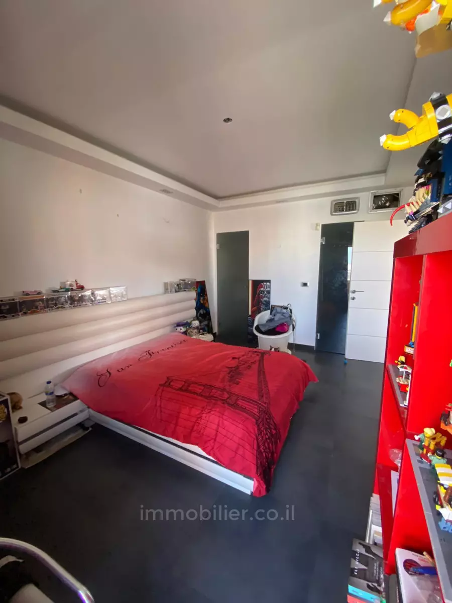 Penthouse 5 Rooms Ashdod Youd Alef 511-IBL-1620