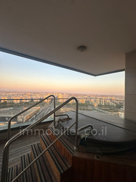 For sale Mini-Penthouse Ashdod