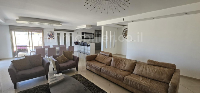 For sale Penthouse Ashdod