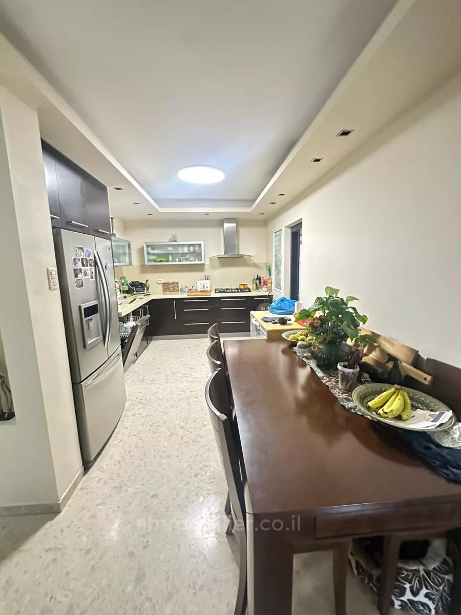 Apartment 4 Rooms Ashdod Tet vav 511-IBL-1646