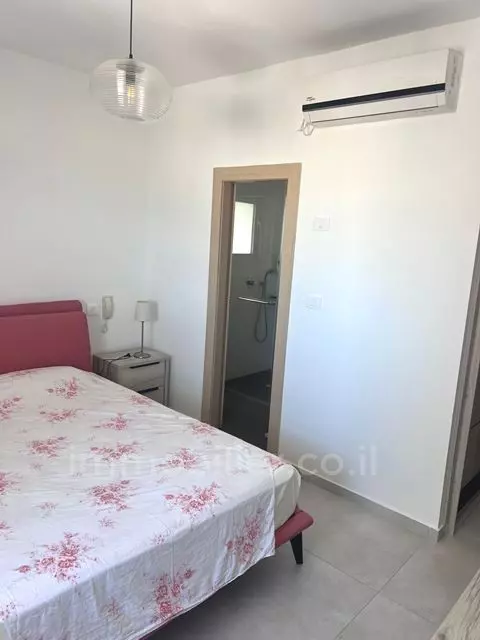 Apartment 4 Rooms Ashdod City 511-IBL-1660