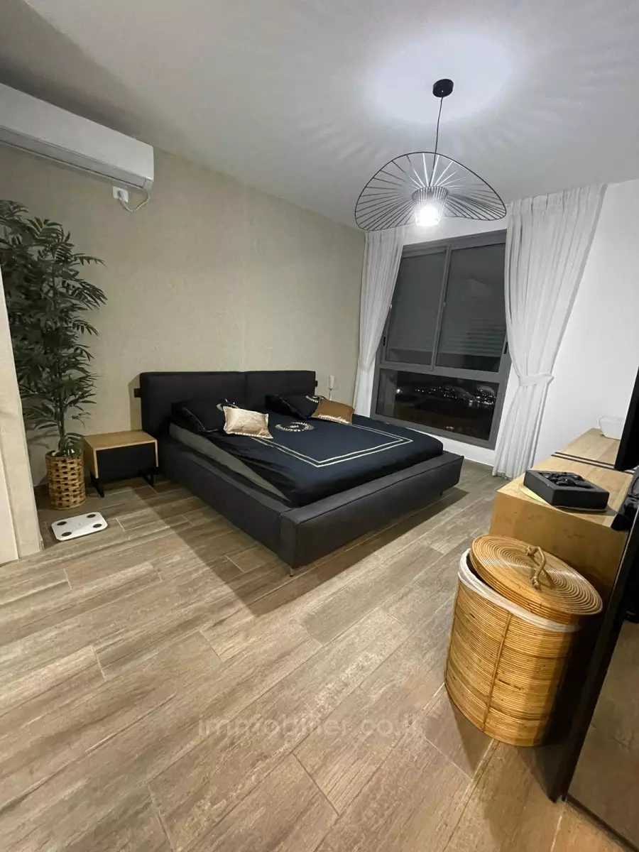 Apartment 5 Rooms Ashdod Mar 511-IBL-1671